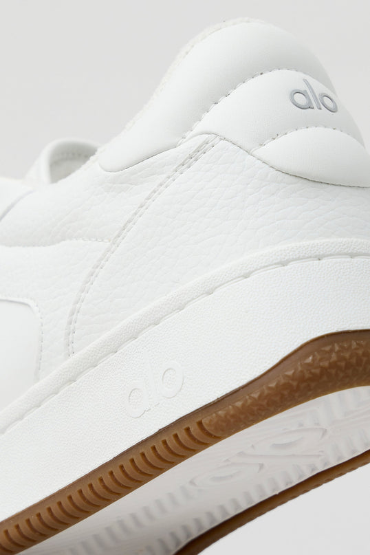 ALO Recovery Mode Sneaker (Unisex) - Natural White/Gum