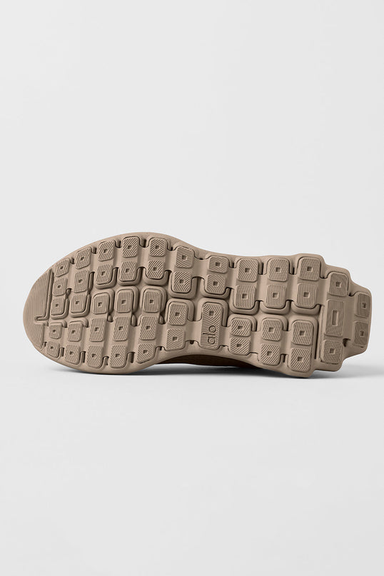 ALO Runner (Unisex) - Gravel