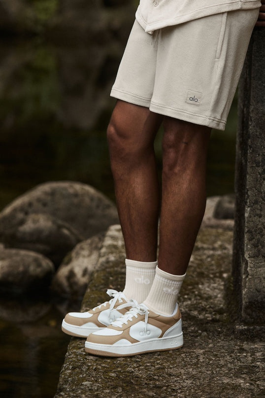 ALO Recovery Mode Sneaker (Unisex) - Gravel/White