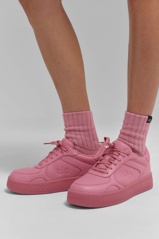 ALO Recovery Mode Sneaker (Unisex) - Pink Wild Rose