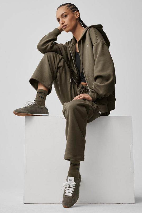 ALO Sunset Sneaker (Unisex) - Olive Tree