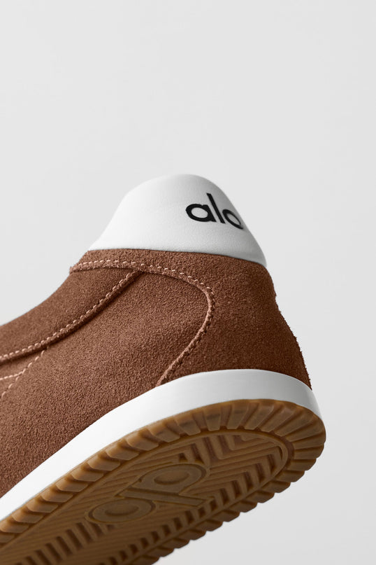 ALO Sunset Sneaker (Unisex) - Rich Sun Kissed Brown