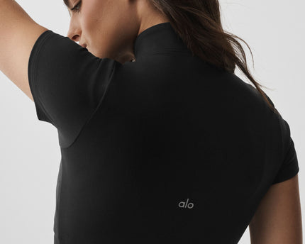 ALO Softsculpt Full Zip Short Sleeve - Black